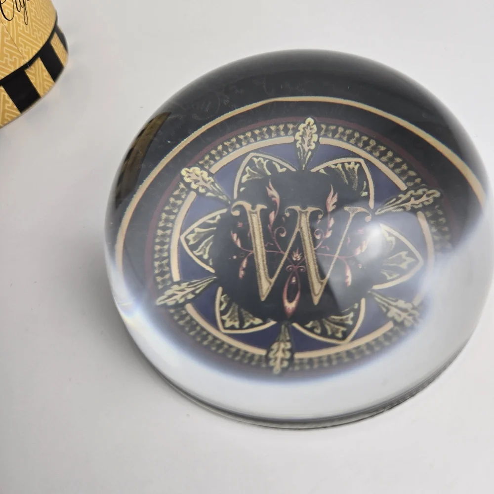 Punch Studio Made in France Crystal Dome Paperweight Monogram Initial "W" - Picture 8 of 14